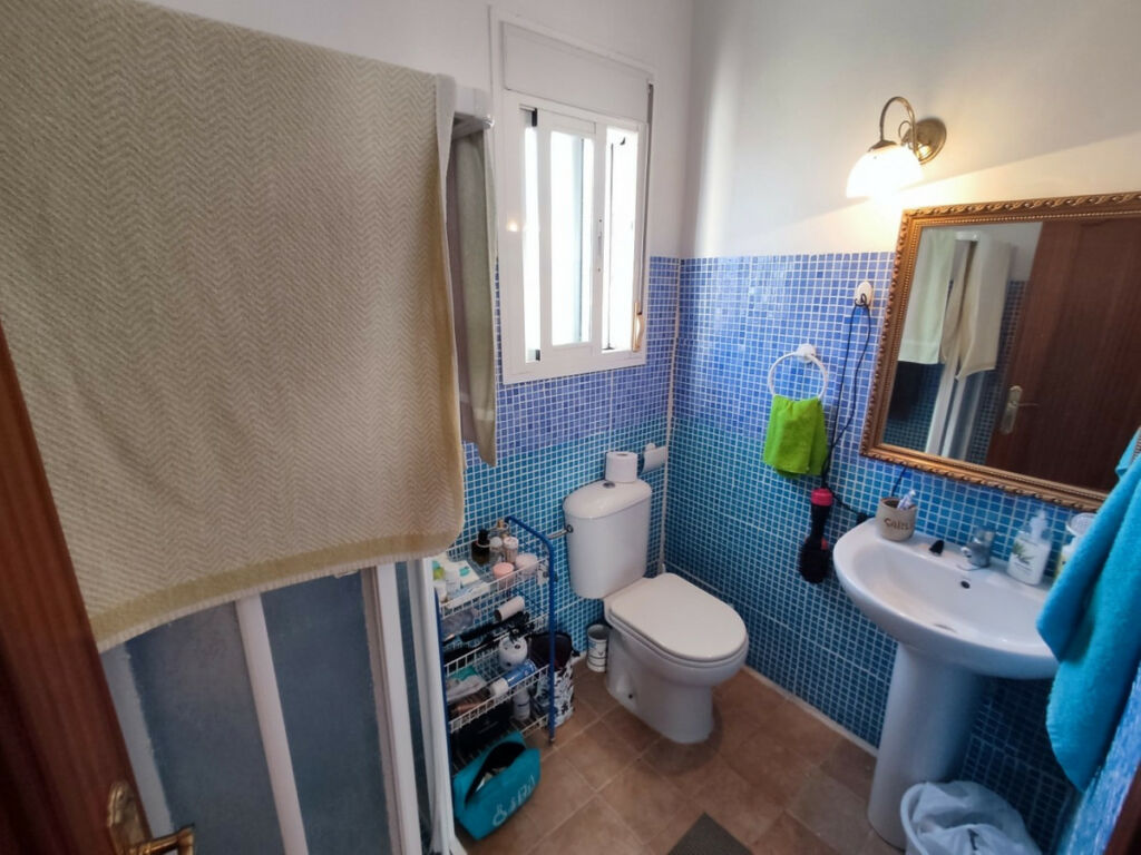 Detached Villa La Viñuela Málaga - image 30