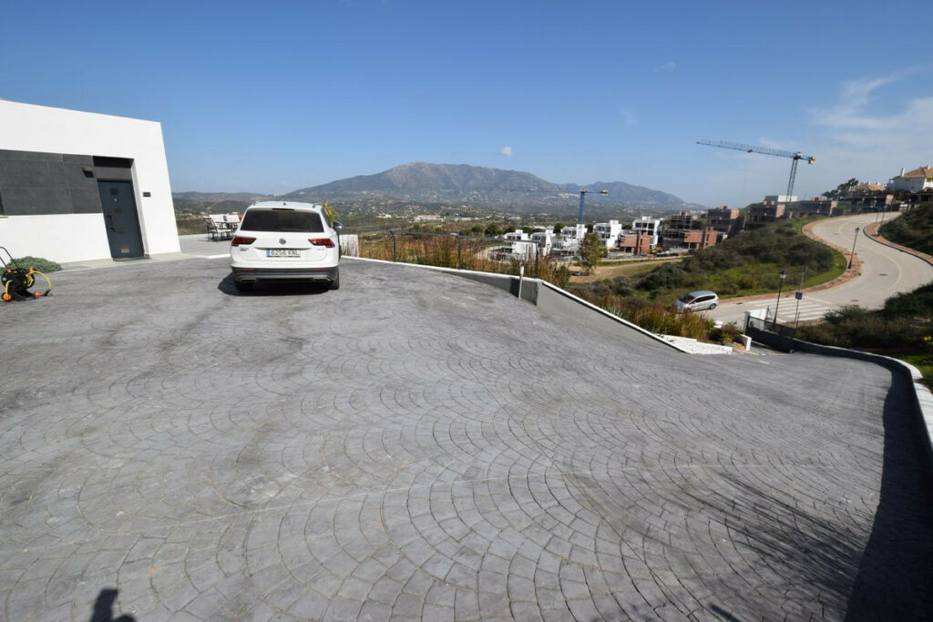 Detached Villa La Cala Golf Málaga - image 30