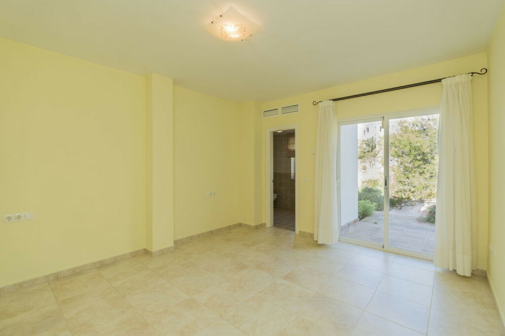 Detached Villa Valtocado Málaga - image 32