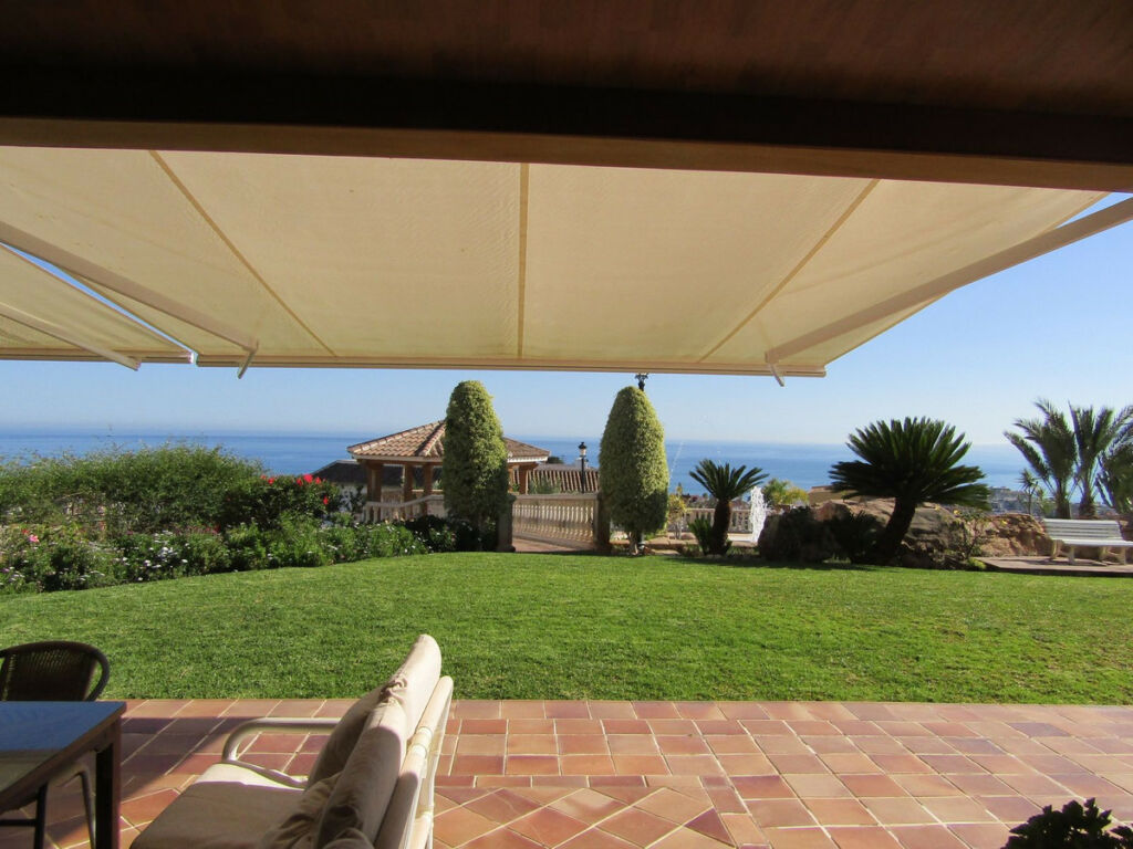 Detached Villa Málaga Este Málaga - image 30