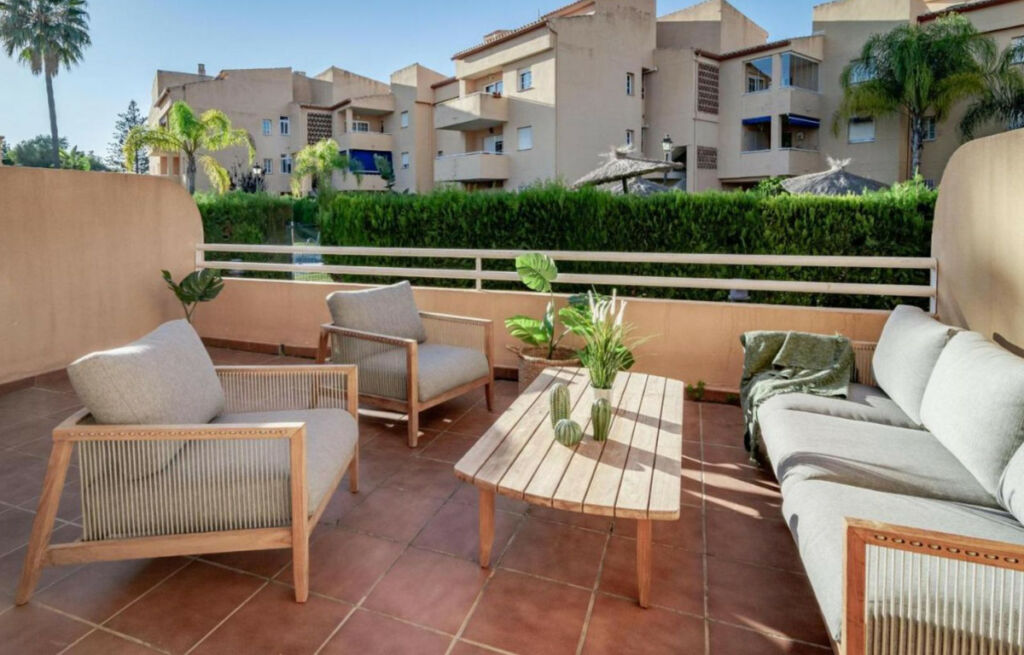 Townhouse El Rosario Málaga - image 31