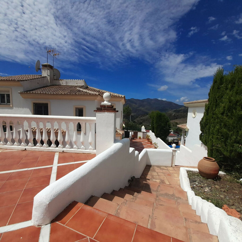 Semi-Detached House Alhaurin Golf Málaga - image 34