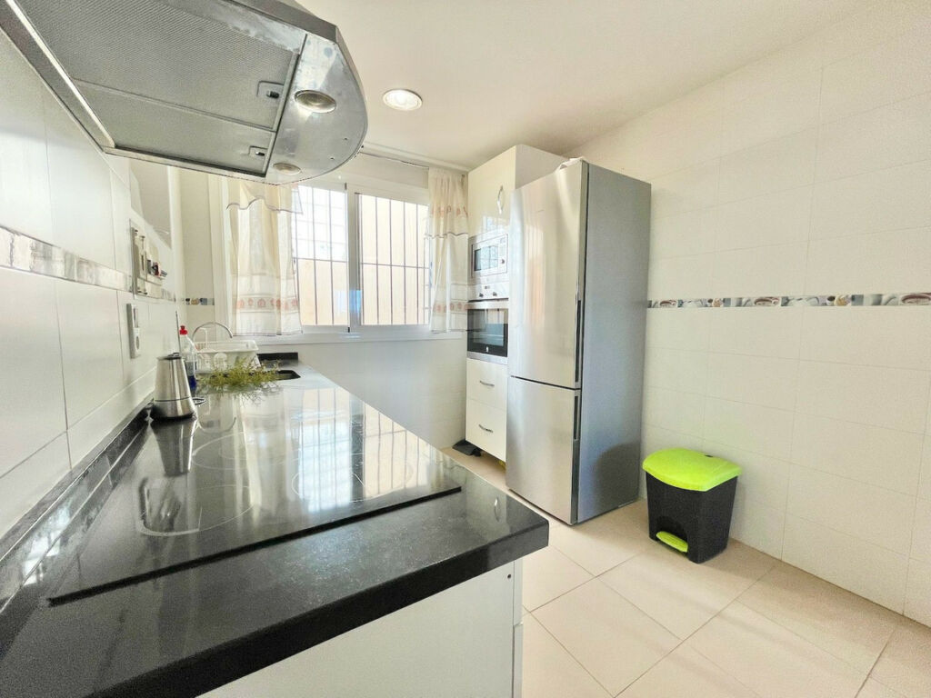 Detached Villa Fuengirola Málaga - image 31