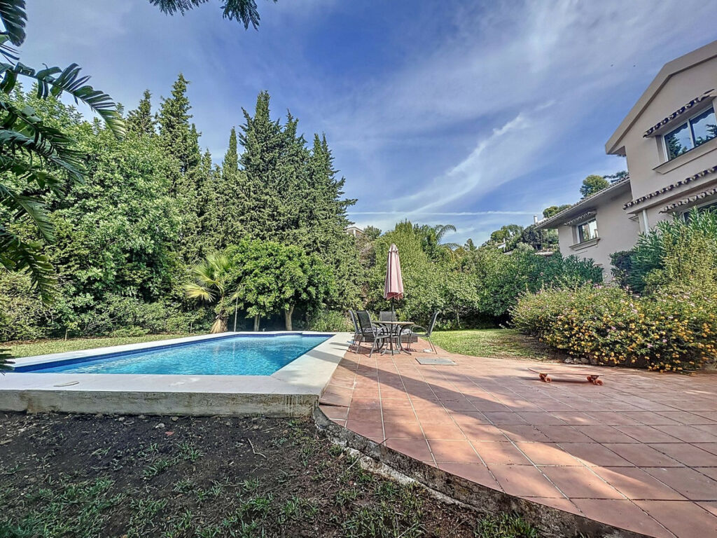 Detached Villa Mijas Málaga - image 31