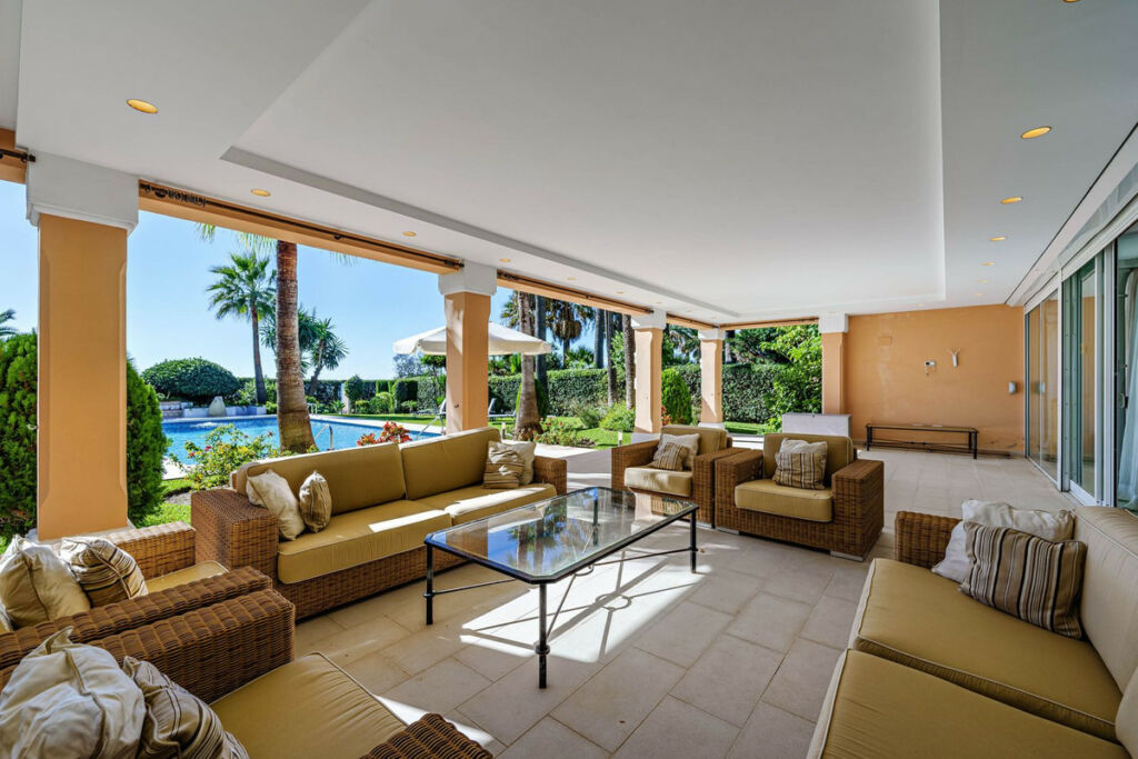Detached Villa Benamara Málaga - image 32