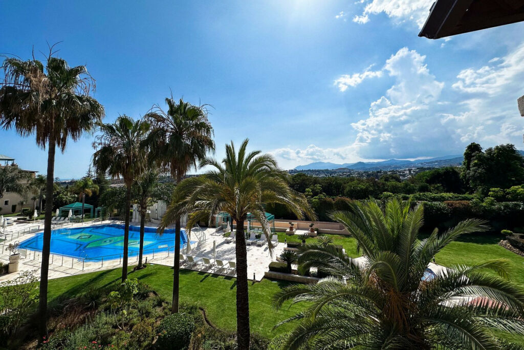 Penthouse Duplex The Golden Mile Málaga - image 32