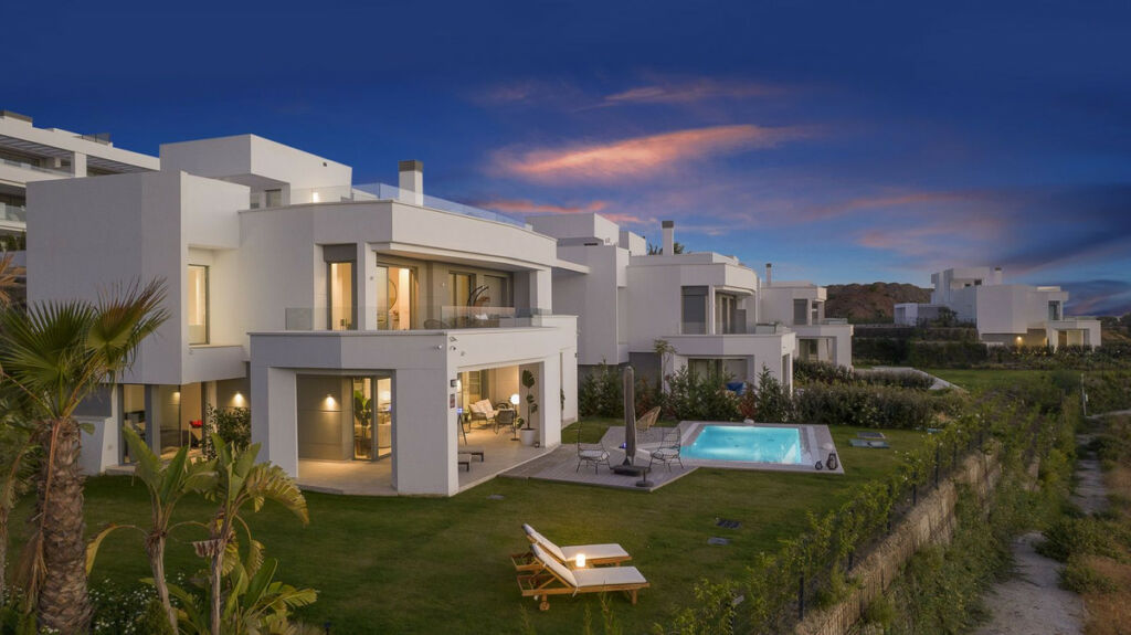 Detached Villa Marbella Málaga - image 32