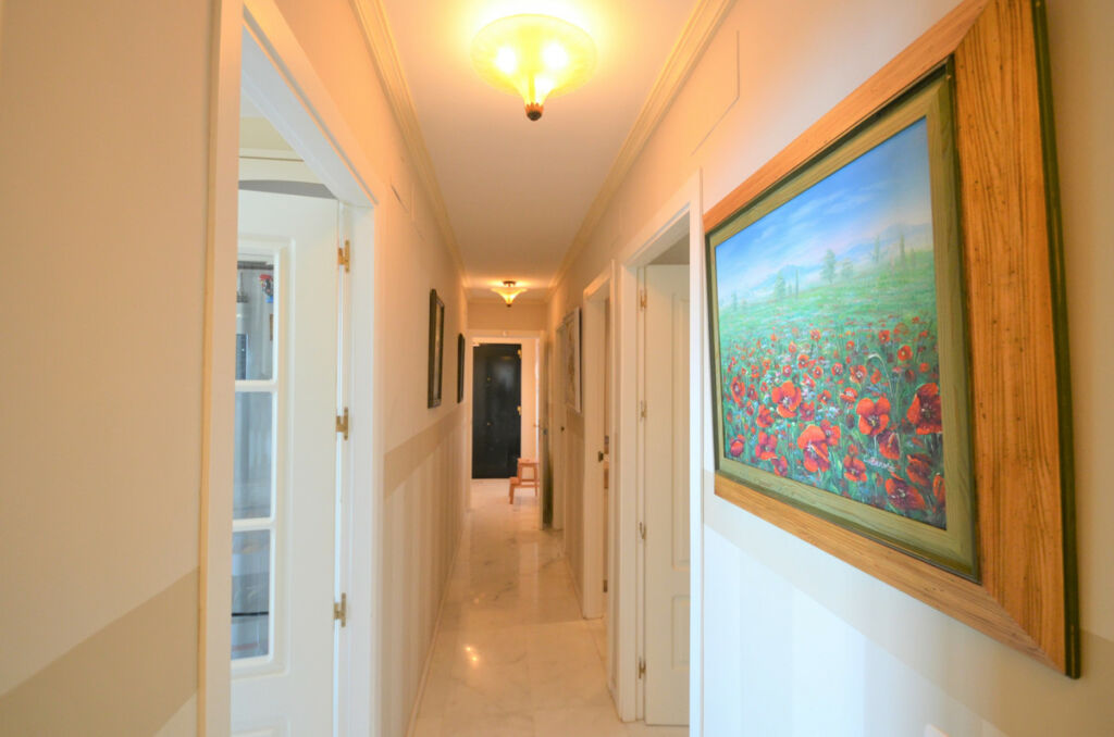 Middle Floor Apartment La Duquesa Málaga - image 32