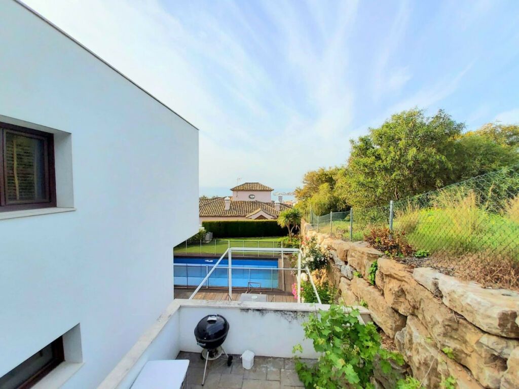 Detached Villa Torreguadiaro Cádiz - image 33