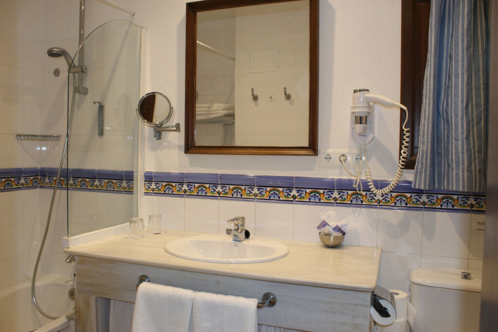 Hotel Ronda Málaga - image 33