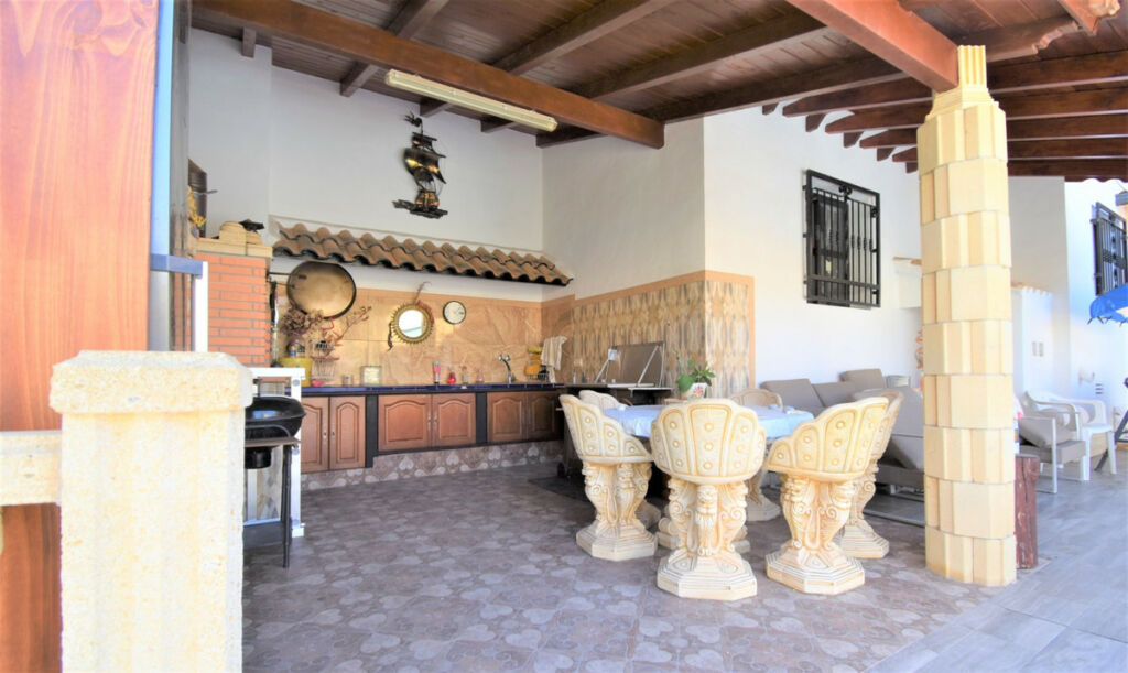 Detached Villa Villamartin Alicante - image 34