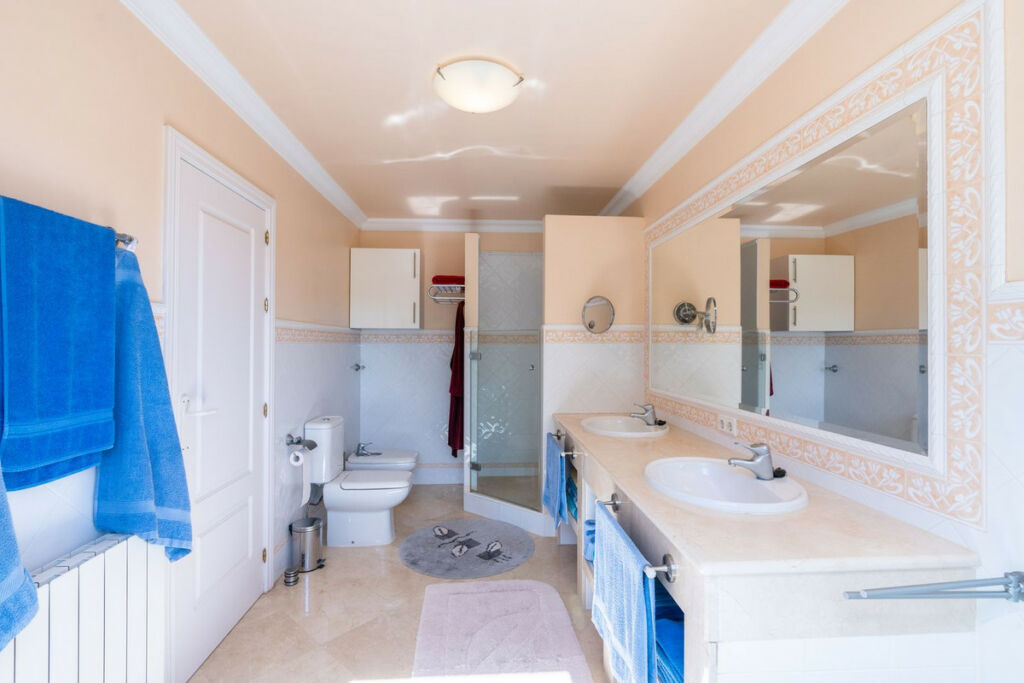 Detached Villa Torrenueva Málaga - image 34