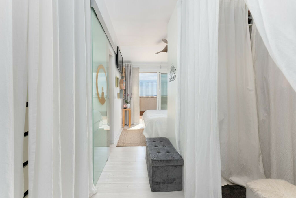 Penthouse Fuengirola Málaga - image 33