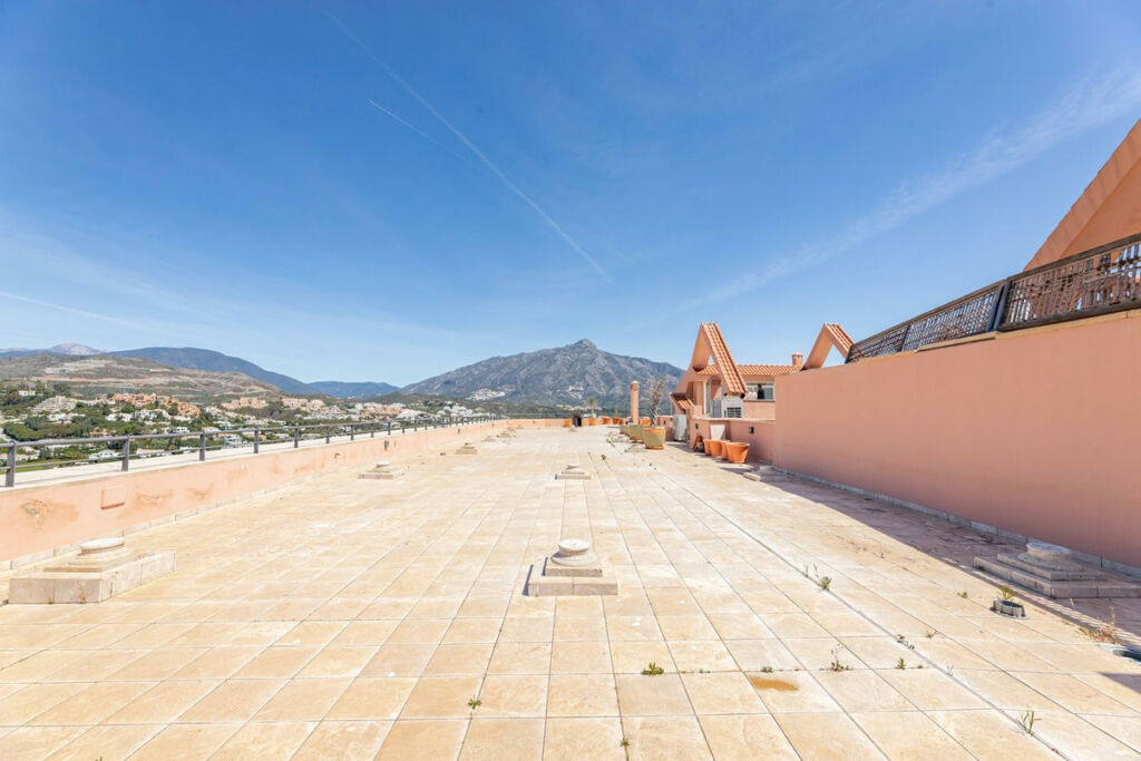 Penthouse Nueva Andalucía Málaga - image 37