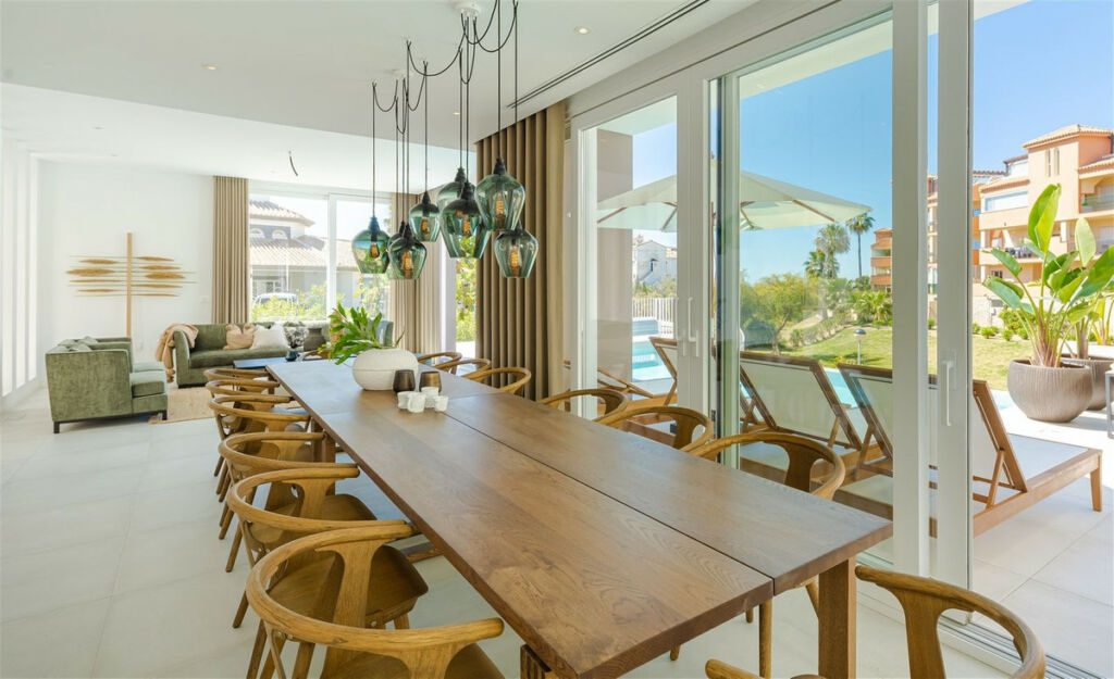 Detached Villa Riviera del Sol Málaga - image 35