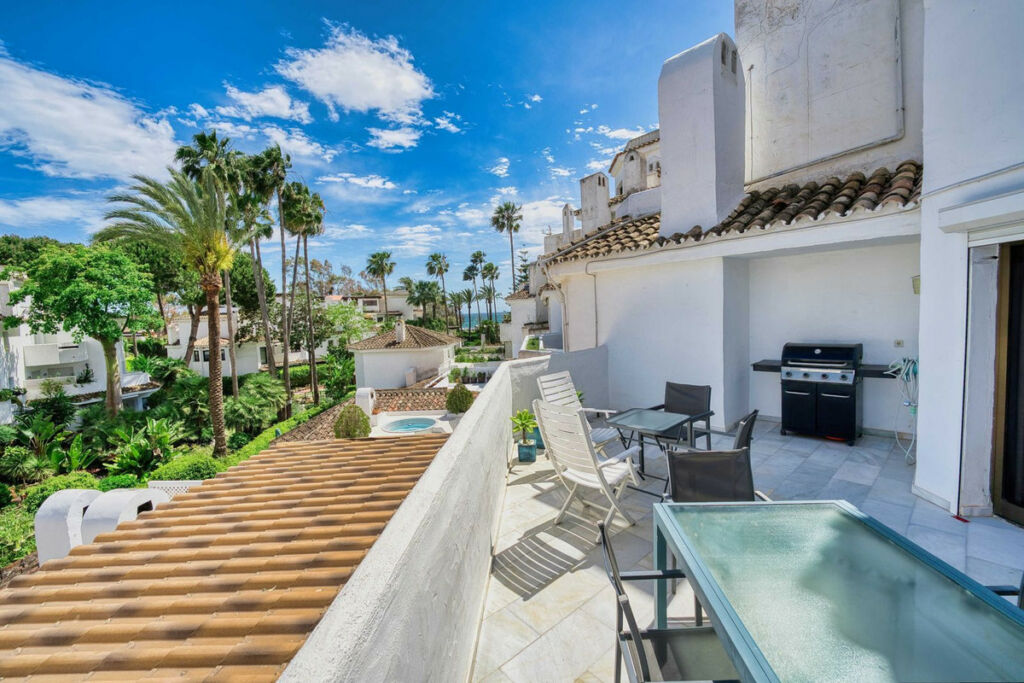 Penthouse Elviria Málaga - image 37