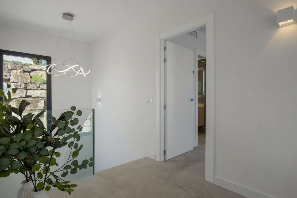 Detached Villa Los Flamingos Málaga - image 36