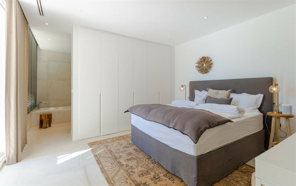 Detached Villa Riviera del Sol Málaga - image 36