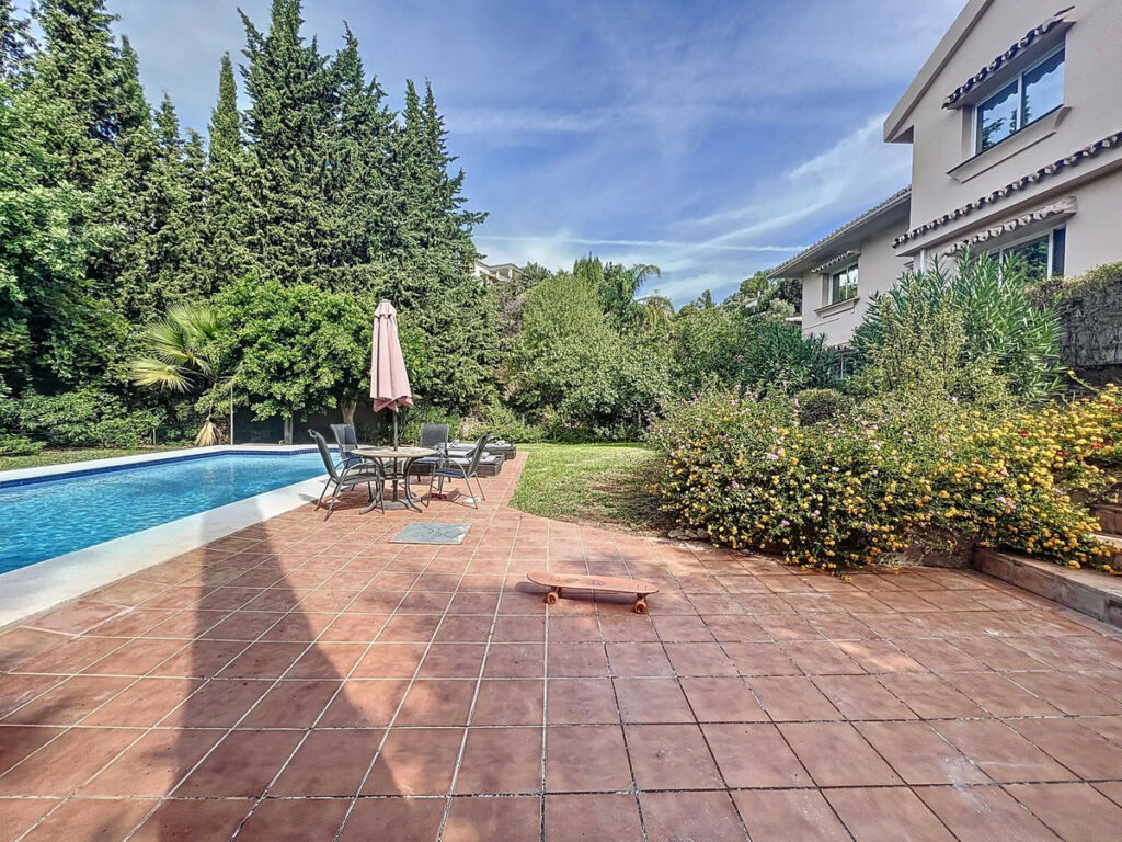 Detached Villa Mijas Málaga - image 37