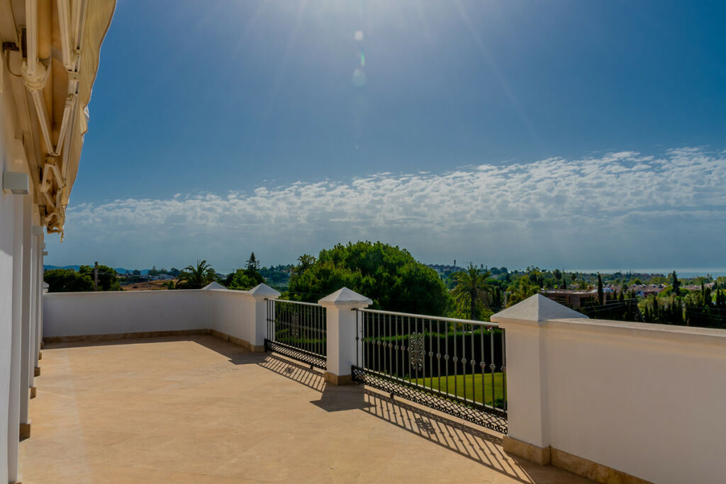 Detached Villa Guadalmina Alta Málaga - image 37