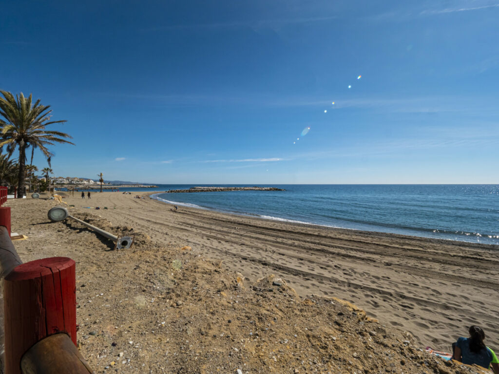 Middle Floor Apartment Puerto Banús Málaga - image 38