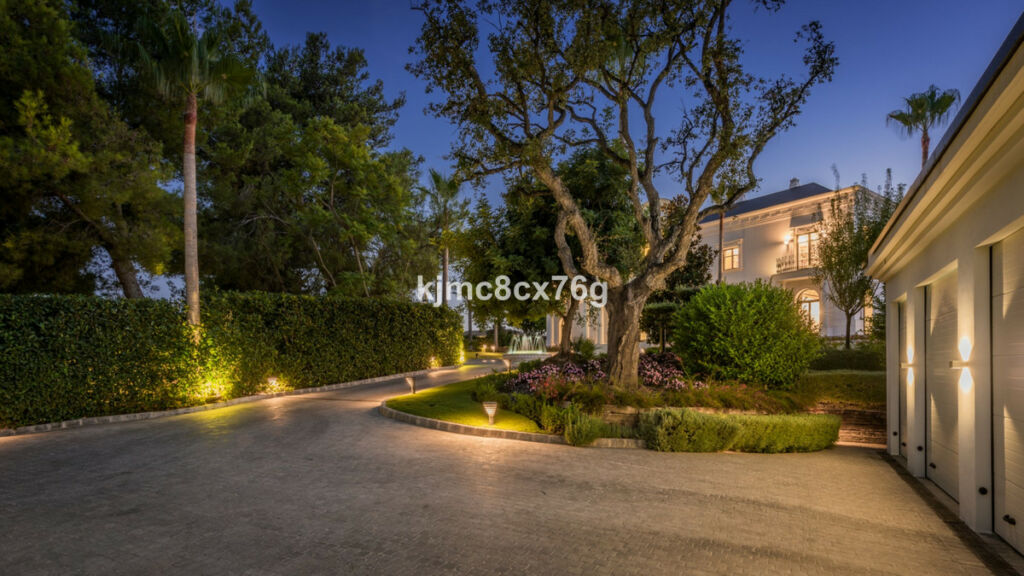 Detached Villa Hacienda Las Chapas Málaga - image 38