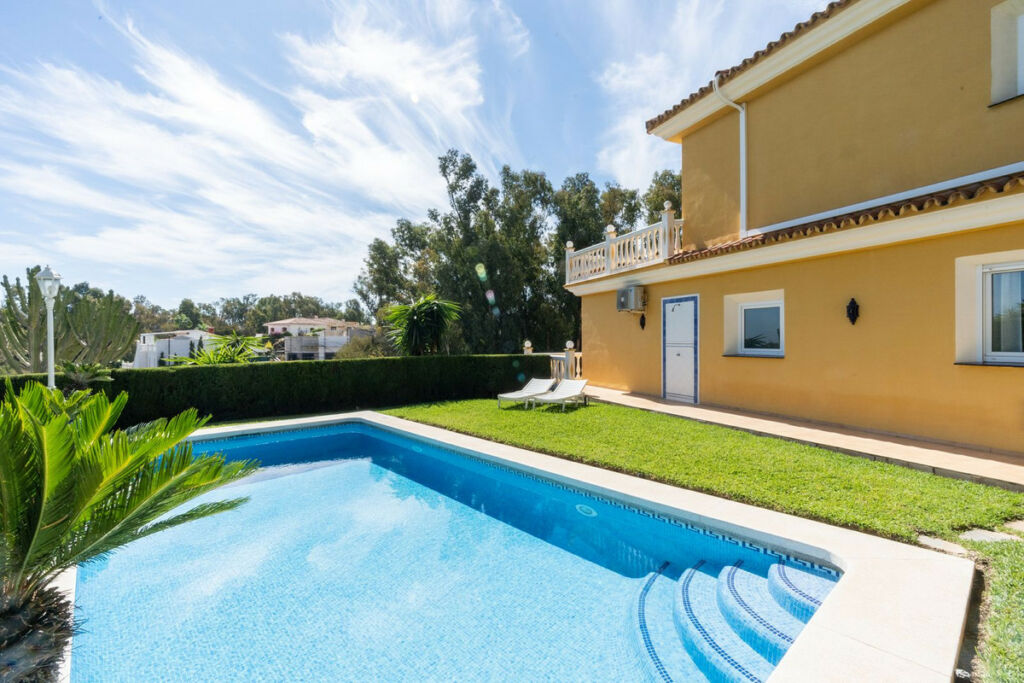 Detached Villa Torrenueva Málaga - image 38