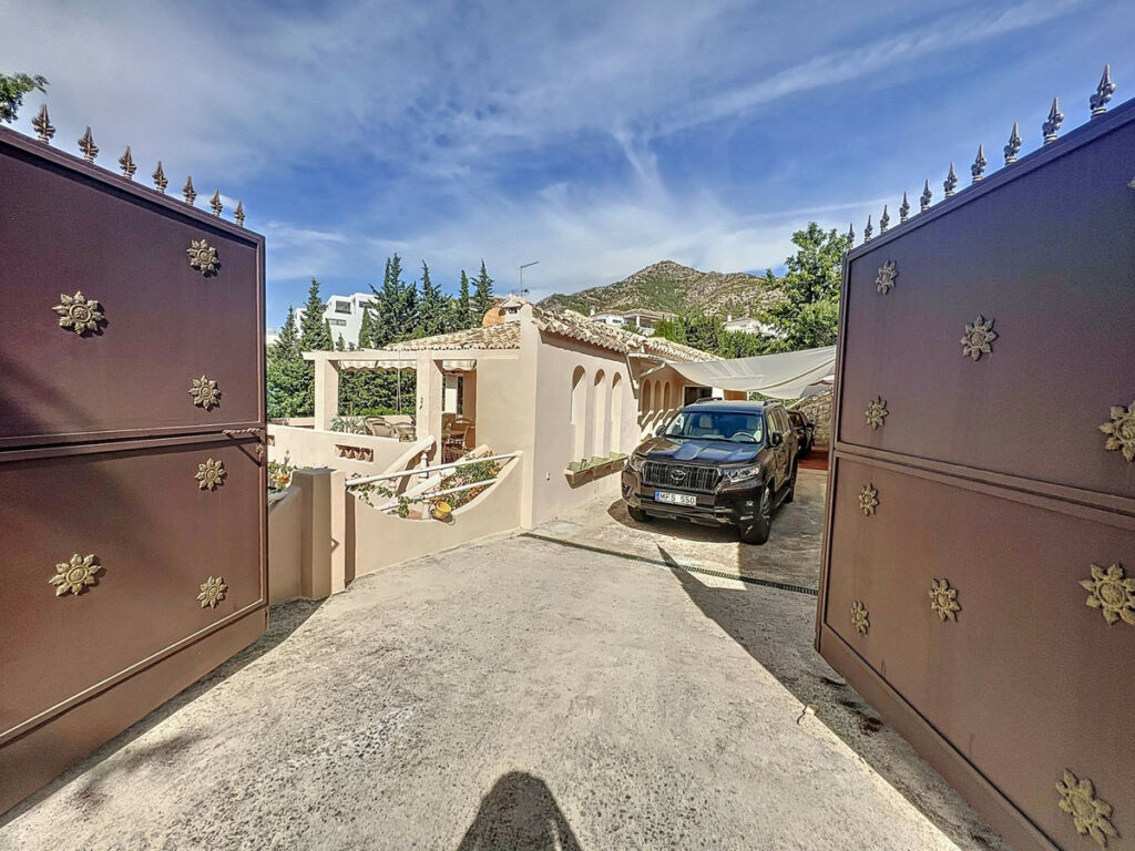 Detached Villa Mijas Málaga - image 39