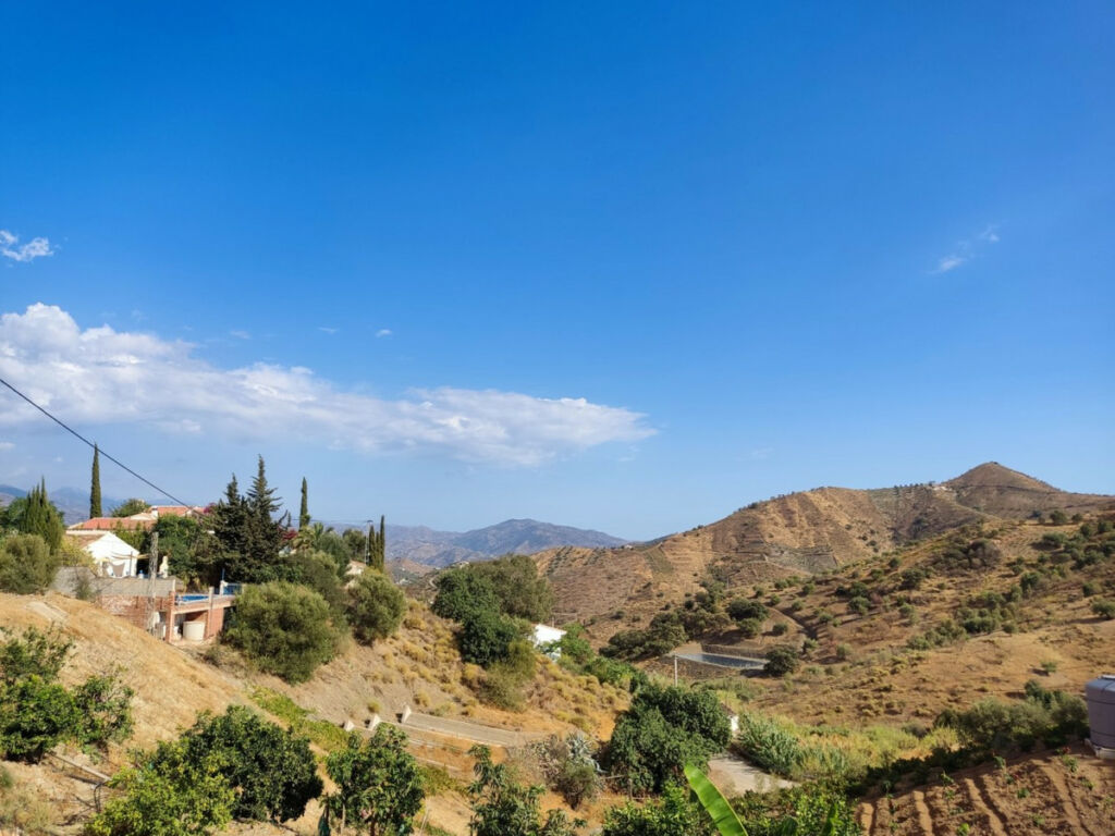 Detached Villa La Viñuela Málaga - image 39