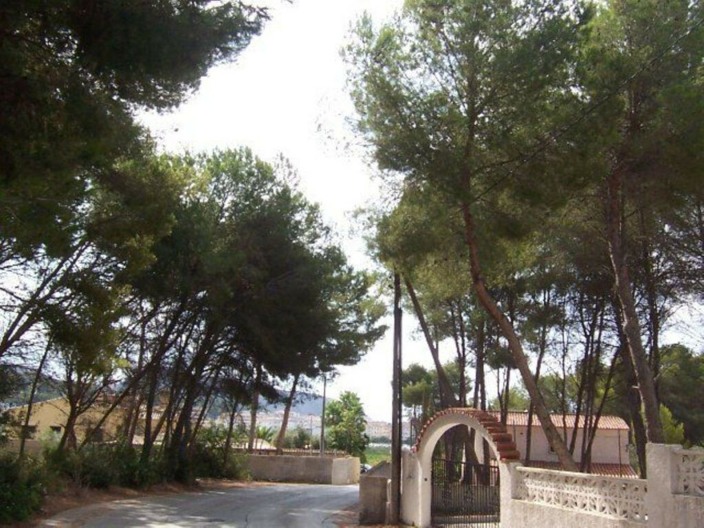 Detached Villa Moraira Alicante - image 4