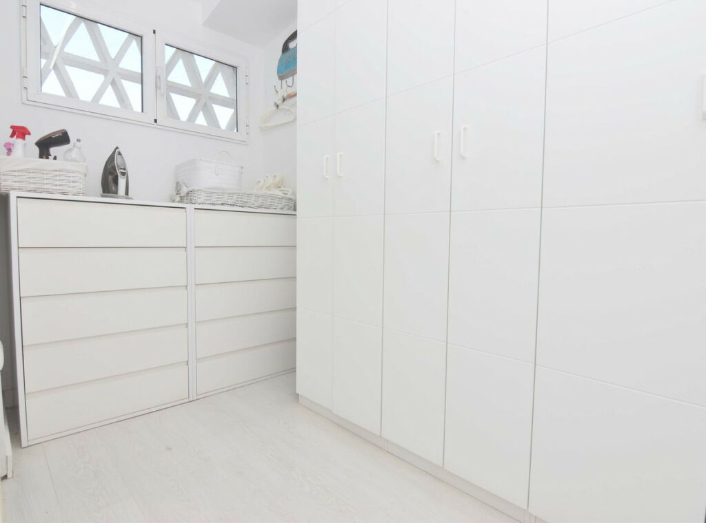 Semi-Detached House Fuengirola Málaga - image 4