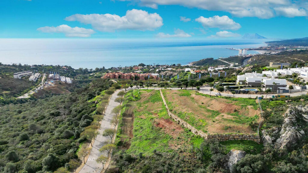 Residential Plot Sotogrande Cádiz - image 8