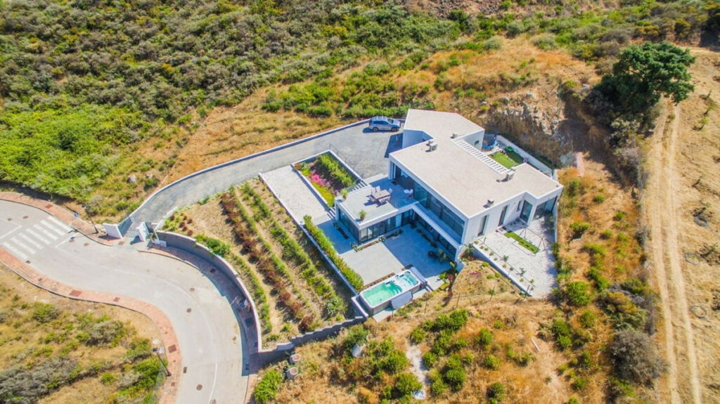 Detached Villa La Cala Golf Málaga - image 4
