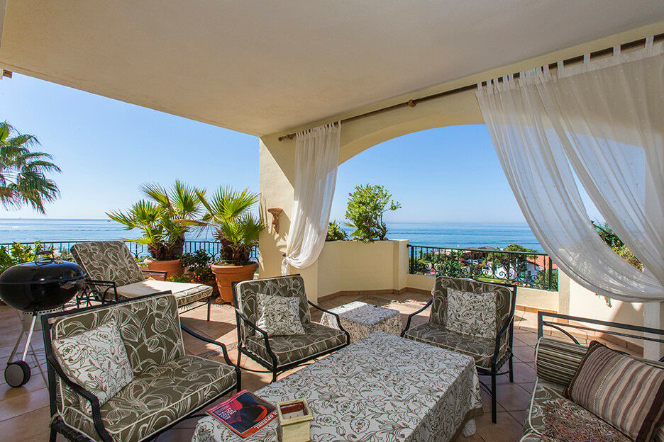 Penthouse Elviria Málaga - image 3