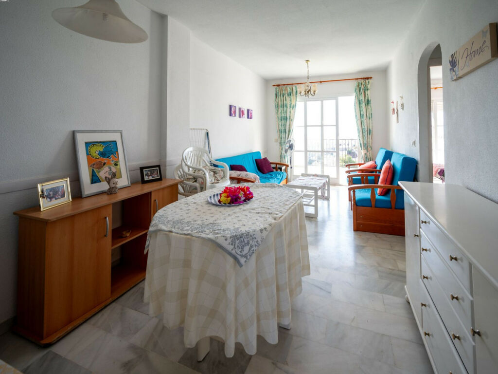 Top Floor Apartment El Faro Málaga - image 4