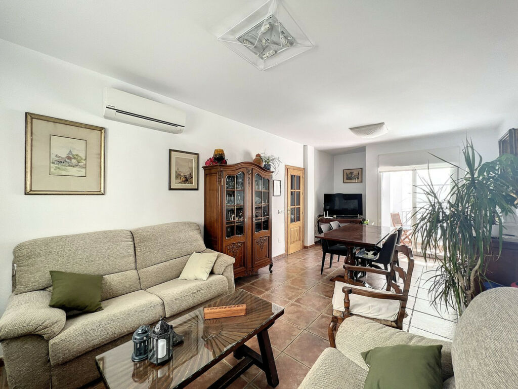 Middle Floor Apartment Mijas Málaga - image 4