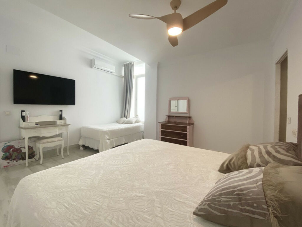 Detached Villa Marbella Málaga - image 39