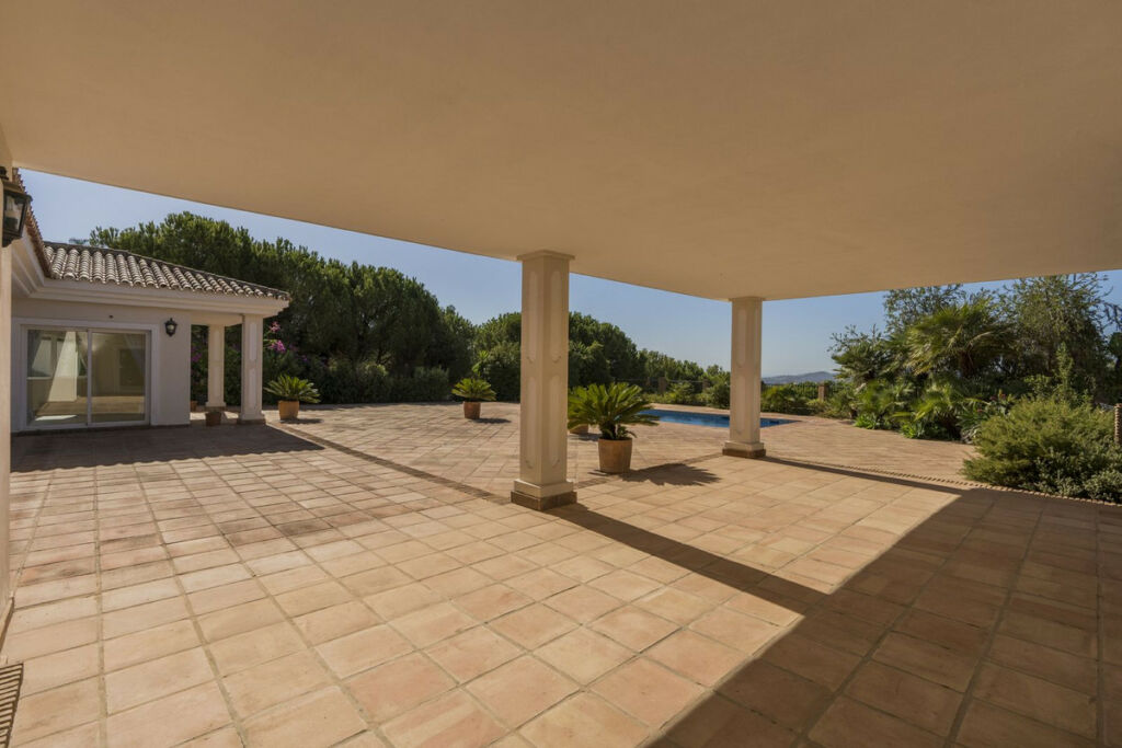 Detached Villa Valtocado Málaga - image 6