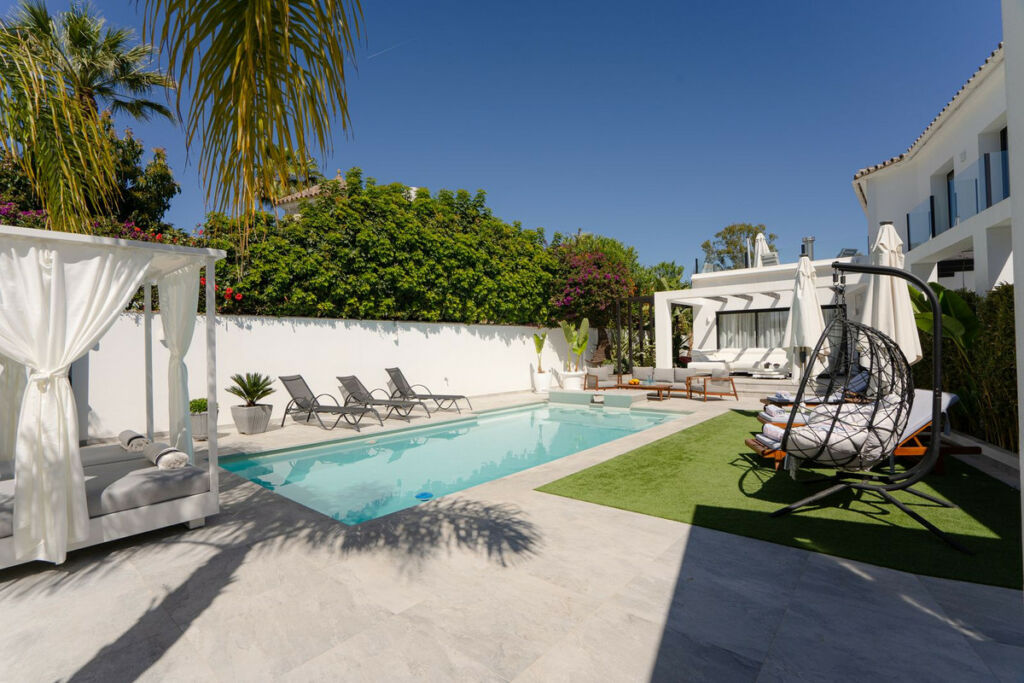 Detached Villa Puerto Banús Málaga - image 42