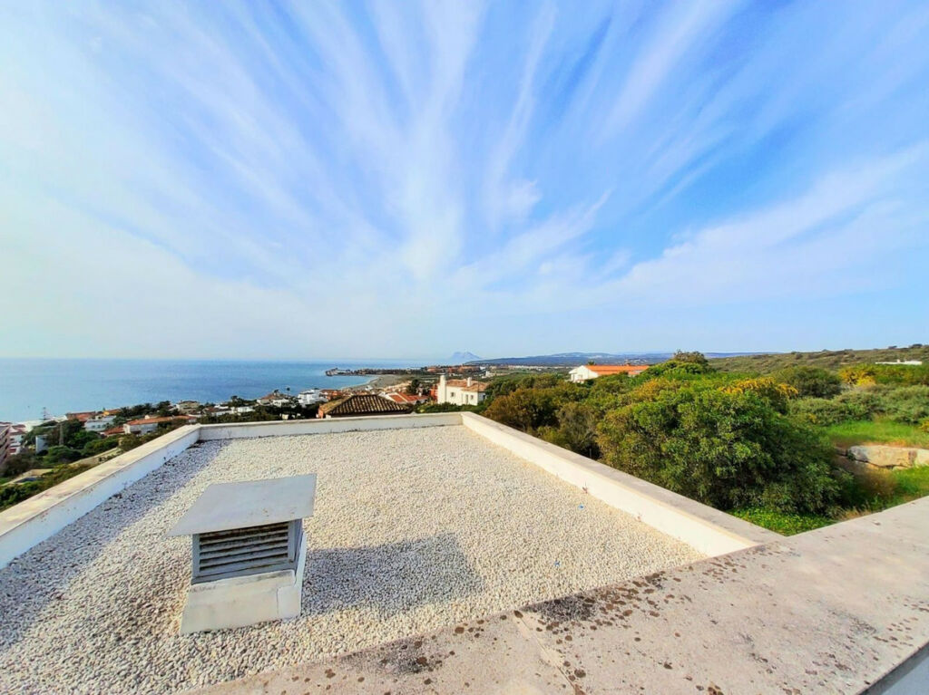 Detached Villa Torreguadiaro Cádiz - image 42