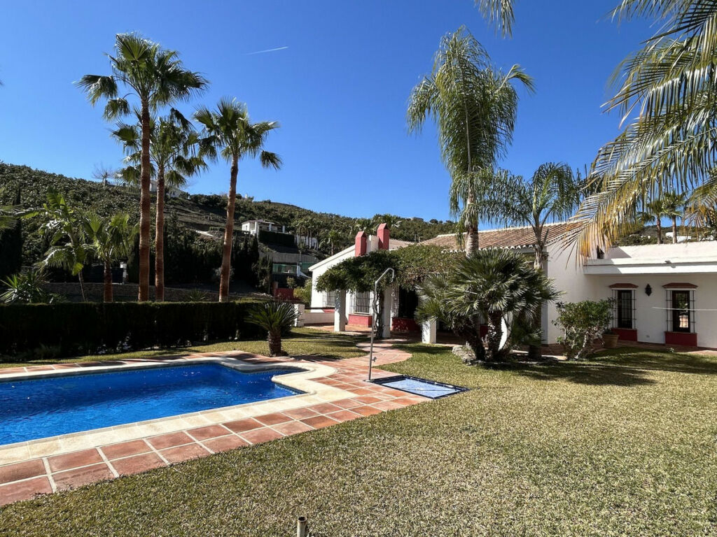 Detached Villa Frigiliana Málaga - image 45