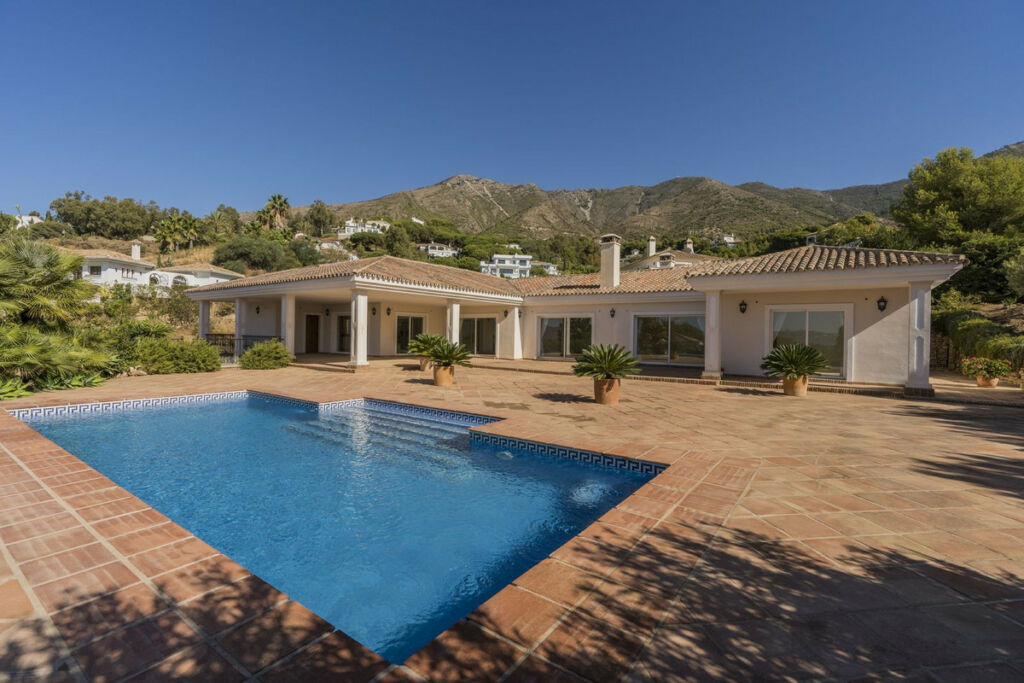 Detached Villa Valtocado Málaga - image 46