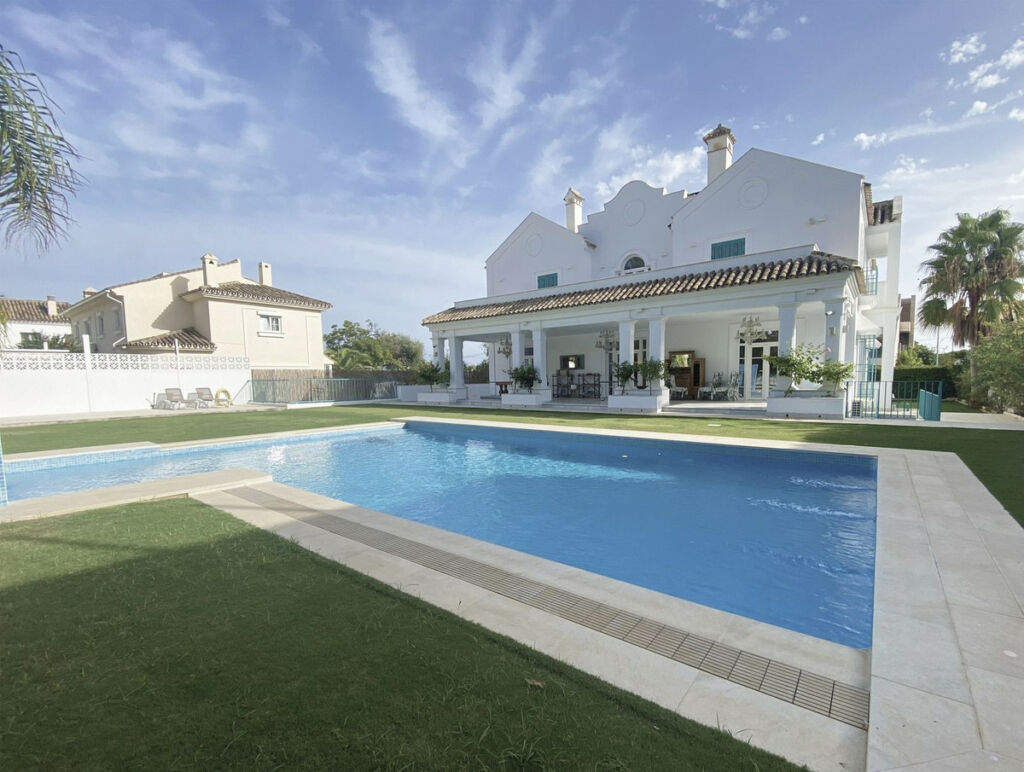 Detached Villa Marbella Málaga - image 45
