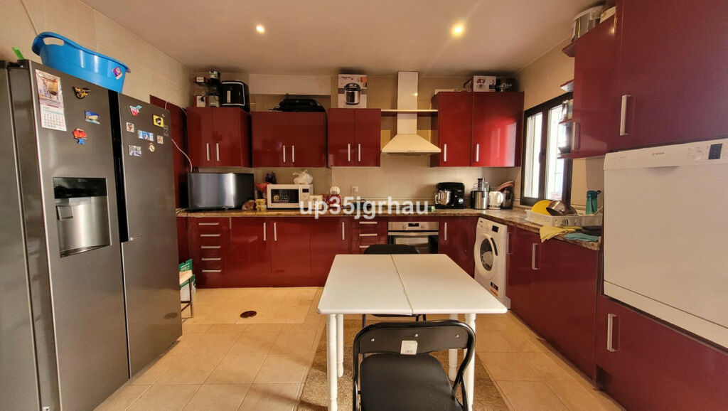 Detached Villa Bel Air Málaga - image 5