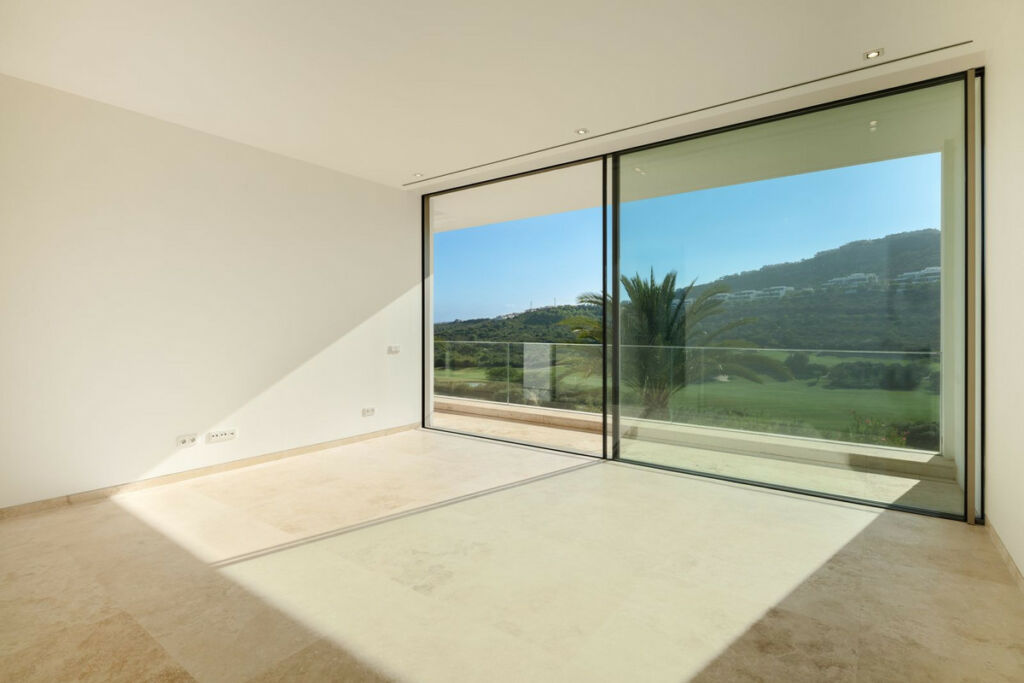 Detached Villa Casares Málaga - image 5
