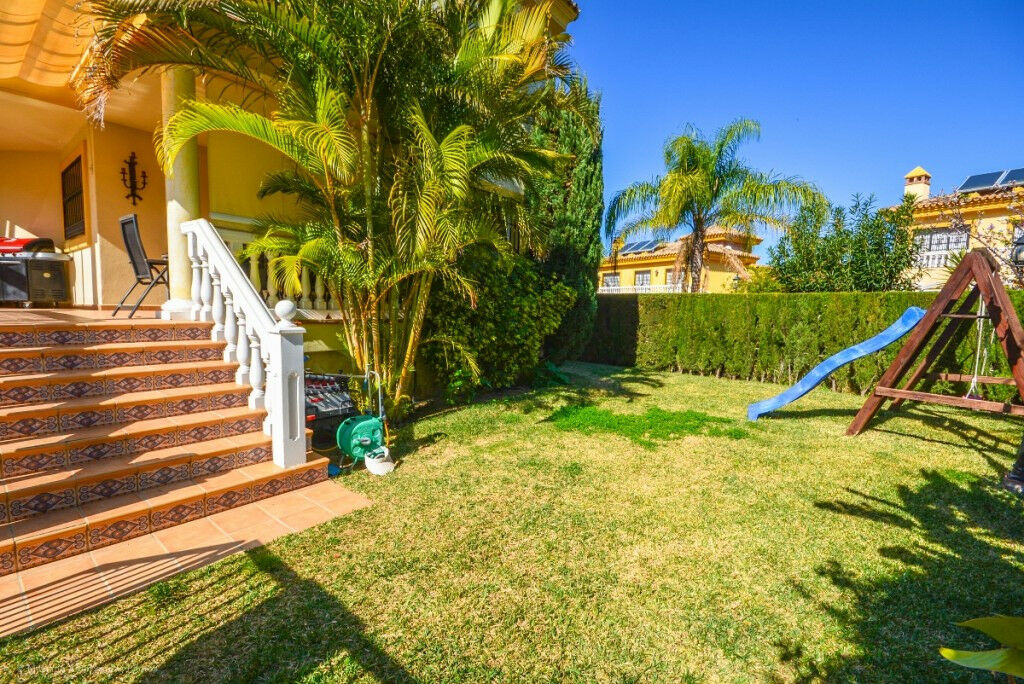 Detached Villa Mijas Costa Málaga - image 5