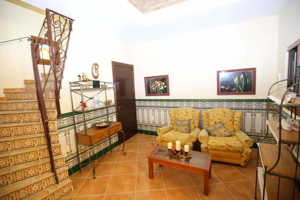 Detached Villa Benamargosa Málaga - image 5