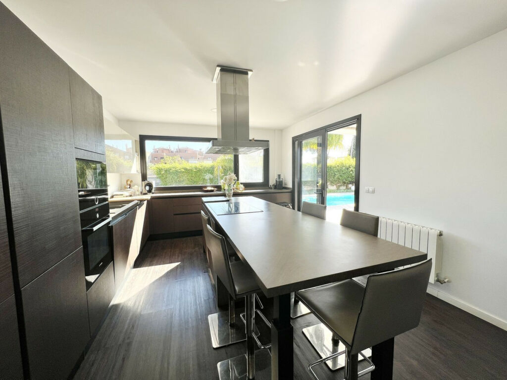 Detached Villa Marbella Málaga - image 5