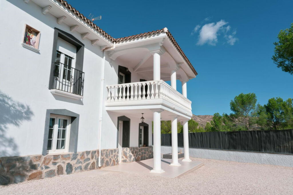 Detached Villa Yecla Murcia - image 5