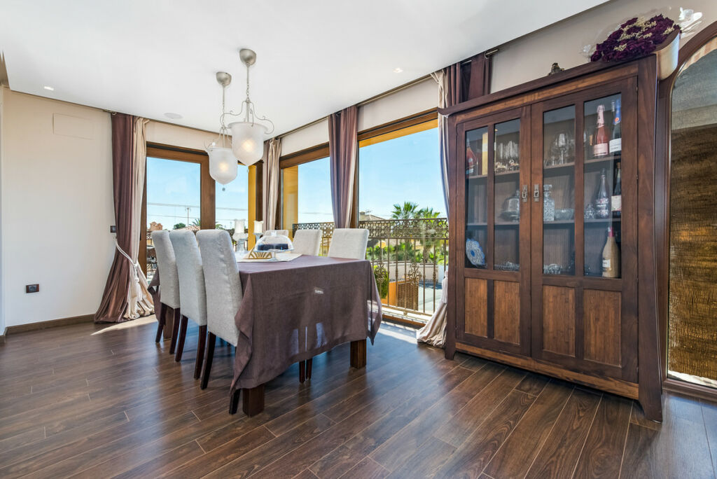 Detached Villa Ciudad Quesada Alicante - image 5